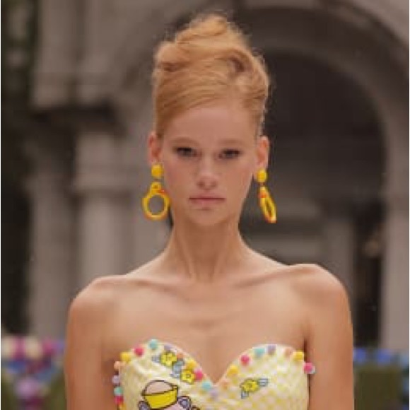 MOSCHINO RUNWAY COUTURE 2022 Duck earrings New in box - Picture 8 of 8